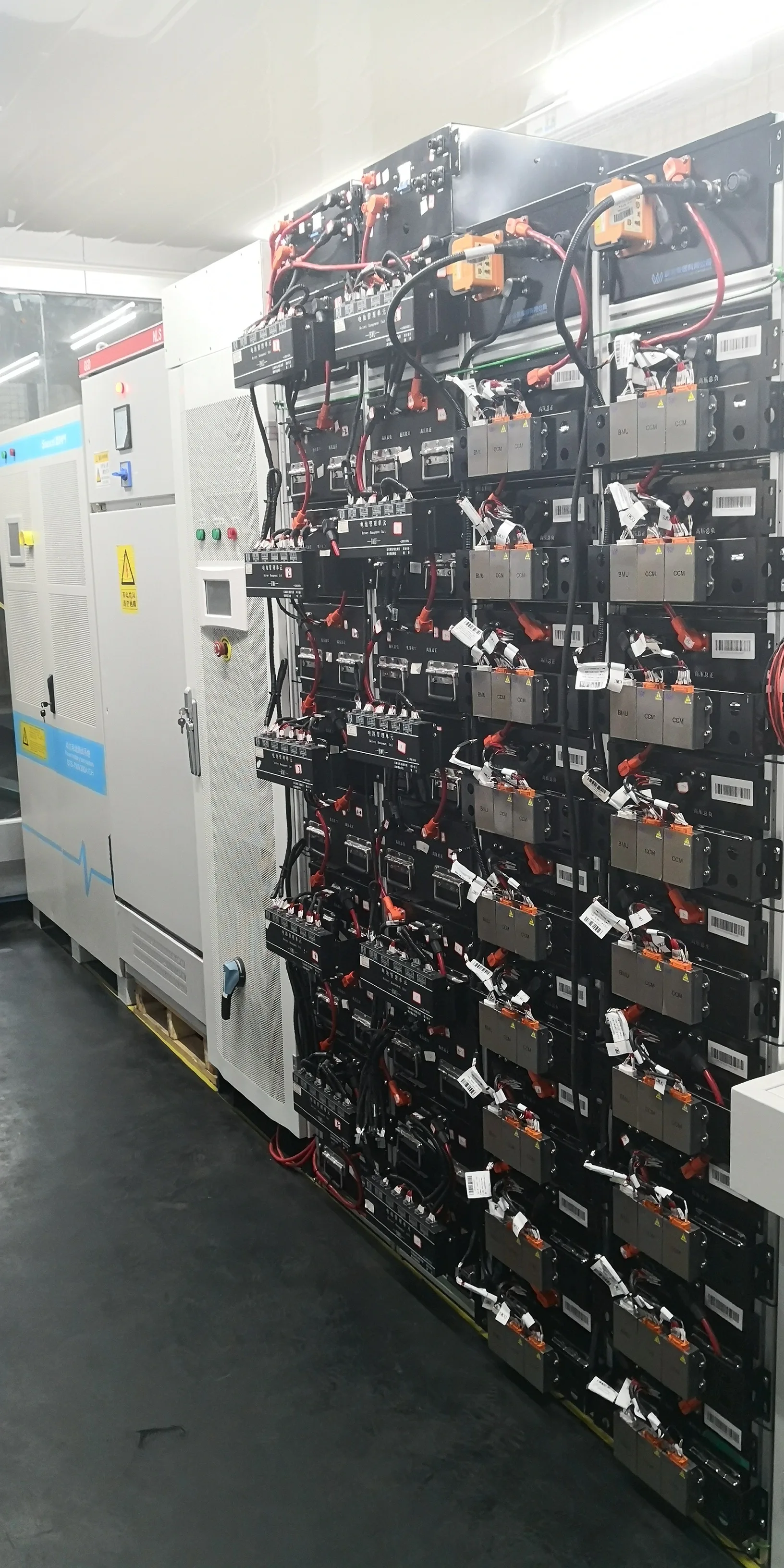 CTS 100kwh 200kwh 300kwh 500kwh BESS solar lifepo4 battery energy storage system for industry solar energy storage