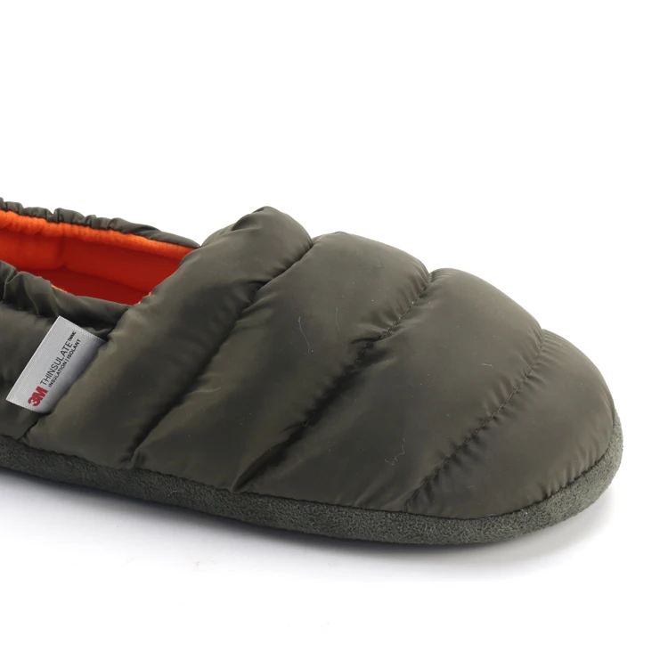 Custom Wholesale Winter Men Women Indoor Warm Memory Foam Down Shoes Camp  Slippers Quilted Nylon