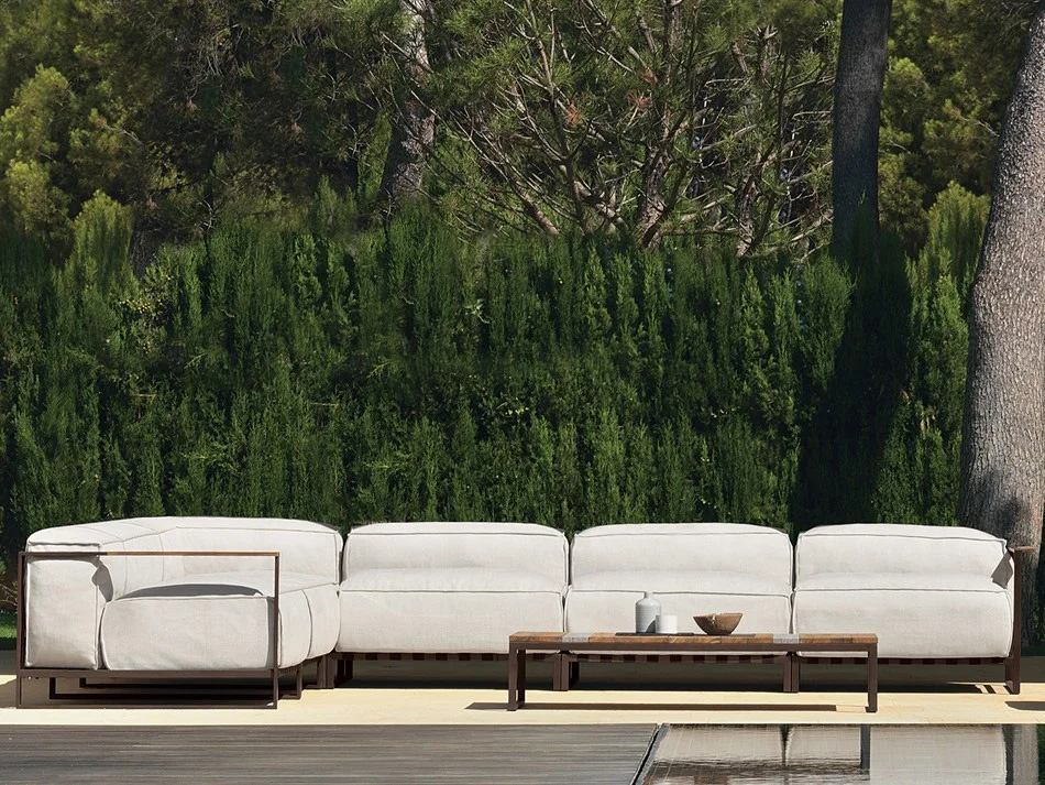 
Роскошная уличная мебель HONGKAI для гостиничного проекта из нержавеющей стали или алюминия, тиковое дерево, диван для патио, дизайн, сделано в фошань 