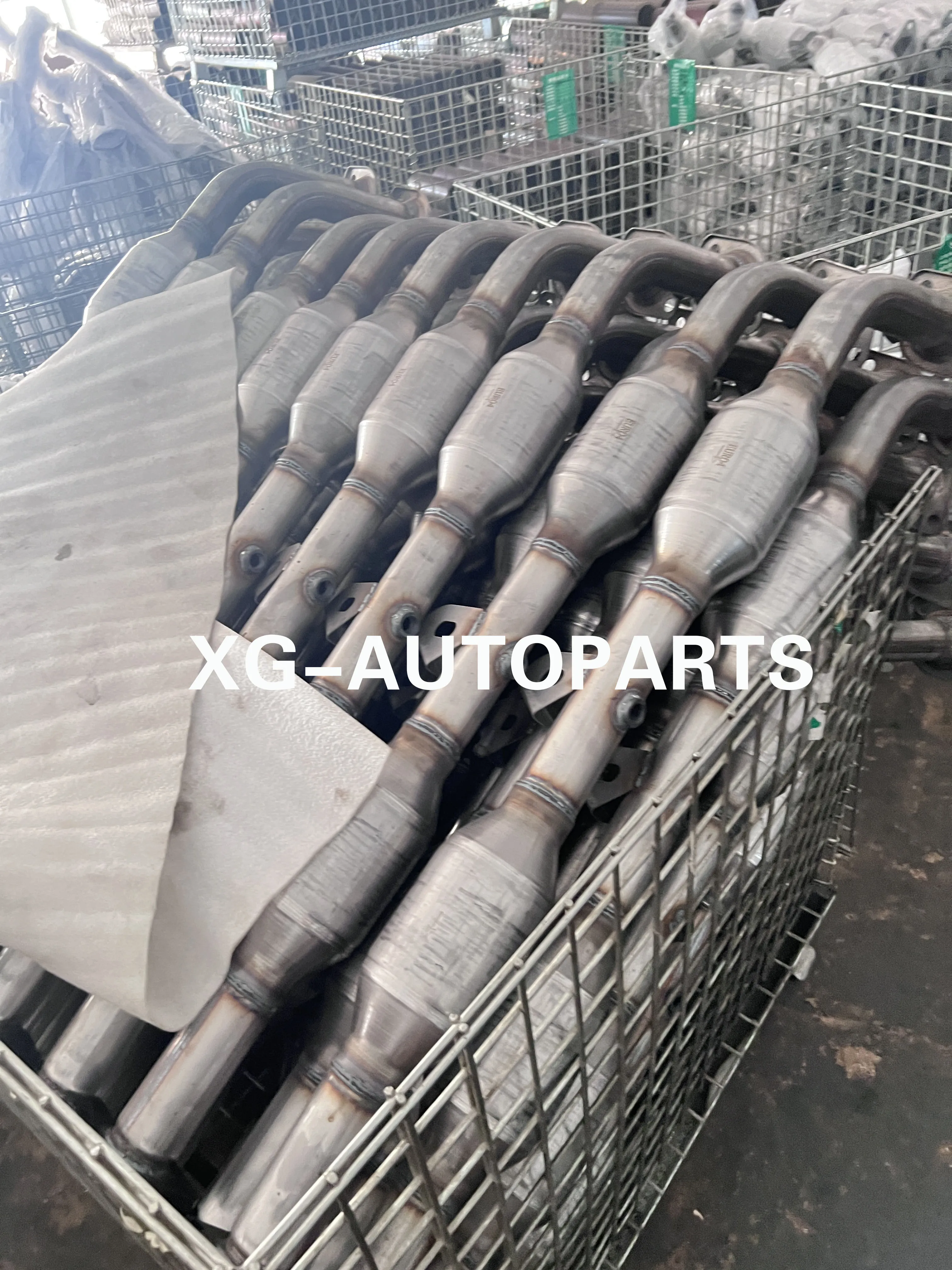 High Quality Three Way Catalyst Converter for BMW E46 318
