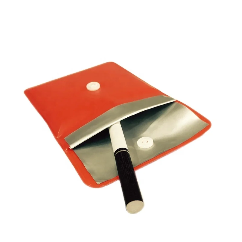 Small Size and Light Weight Portable Pocket Ashtray