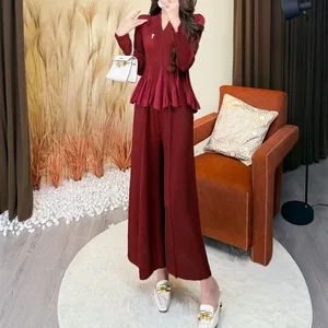 Wholesale Smocked Clothing Autumn Women's Elegant Two-piece Top and Pants Suit Miyake Pleated Suit Solid Color Casual Set