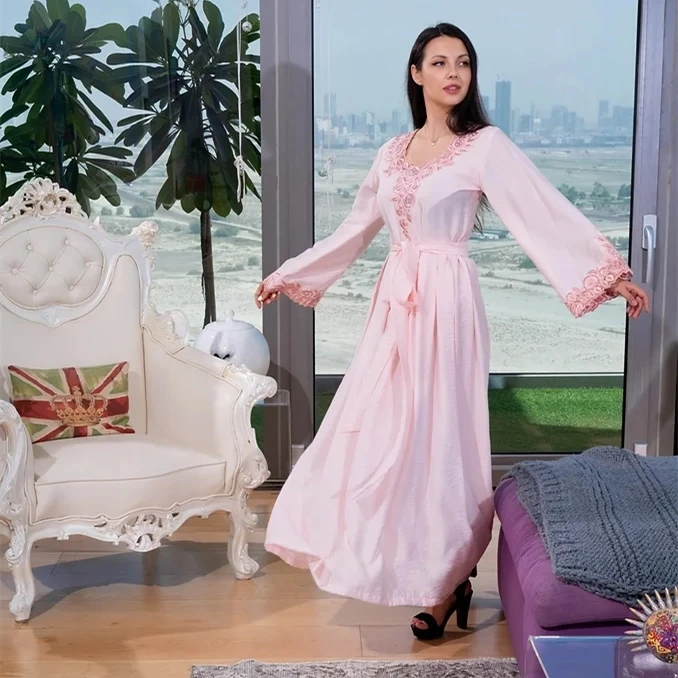 Women Muslim Top Dress Embroidery Kaftan Abaya Lady Dress Dubai Gown Jalabiya Islamic Clothing Sell Online