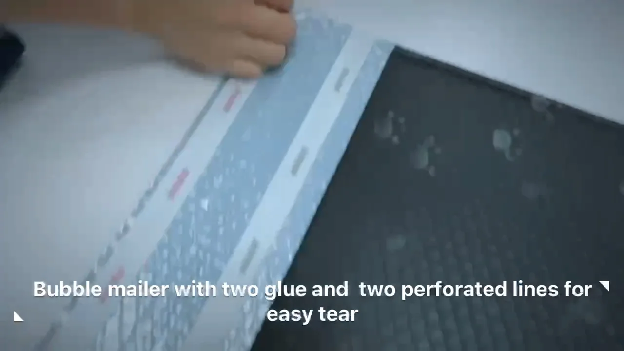 Custom Biodegradable Compostable Pink Black 4x8 6x10 Bubble Mailers