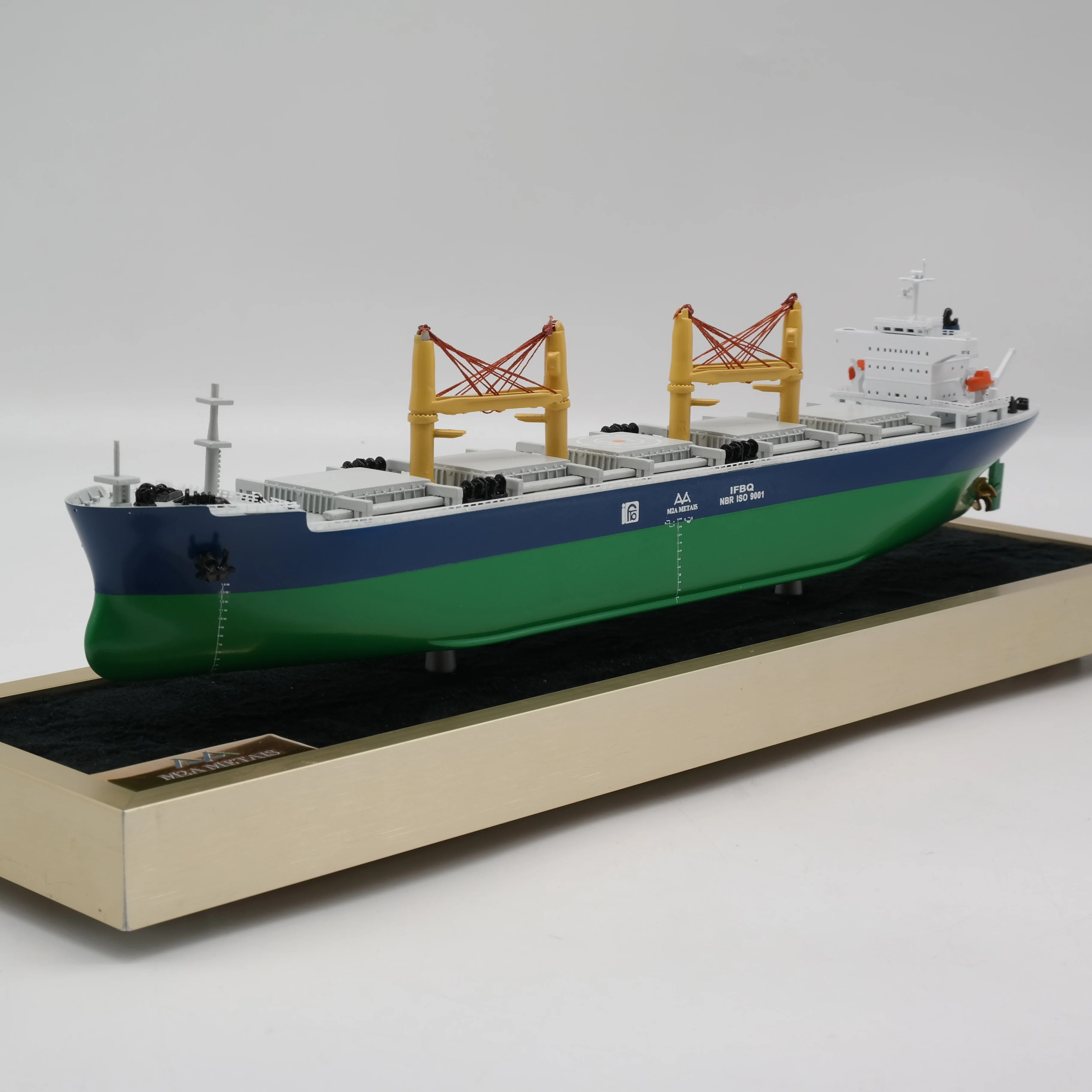 X Customized 35cm Bulk Cargo Ship Model Hobby Display Cases Plastic Factory Model Making Ship Model