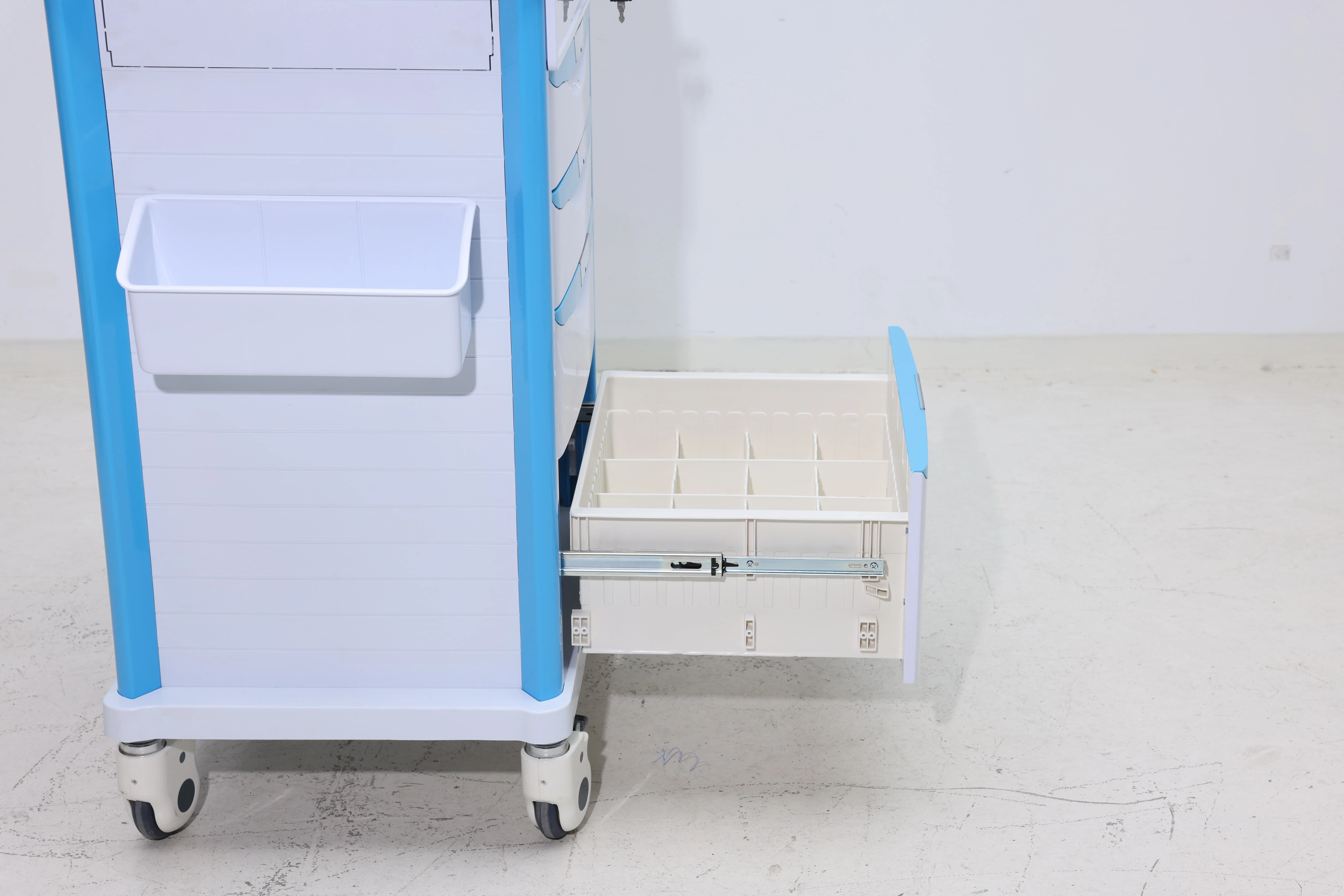 Modern ABS Compact 4-Tier Medication Distributor with Individual Lock 4 Castors for Hospital Clinic Hotel Space Optimization 4