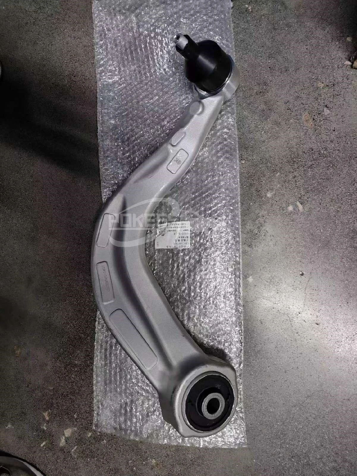Factory Outlet High Quality Lower Control Arm Right Curved OEM LB5C33... — 6