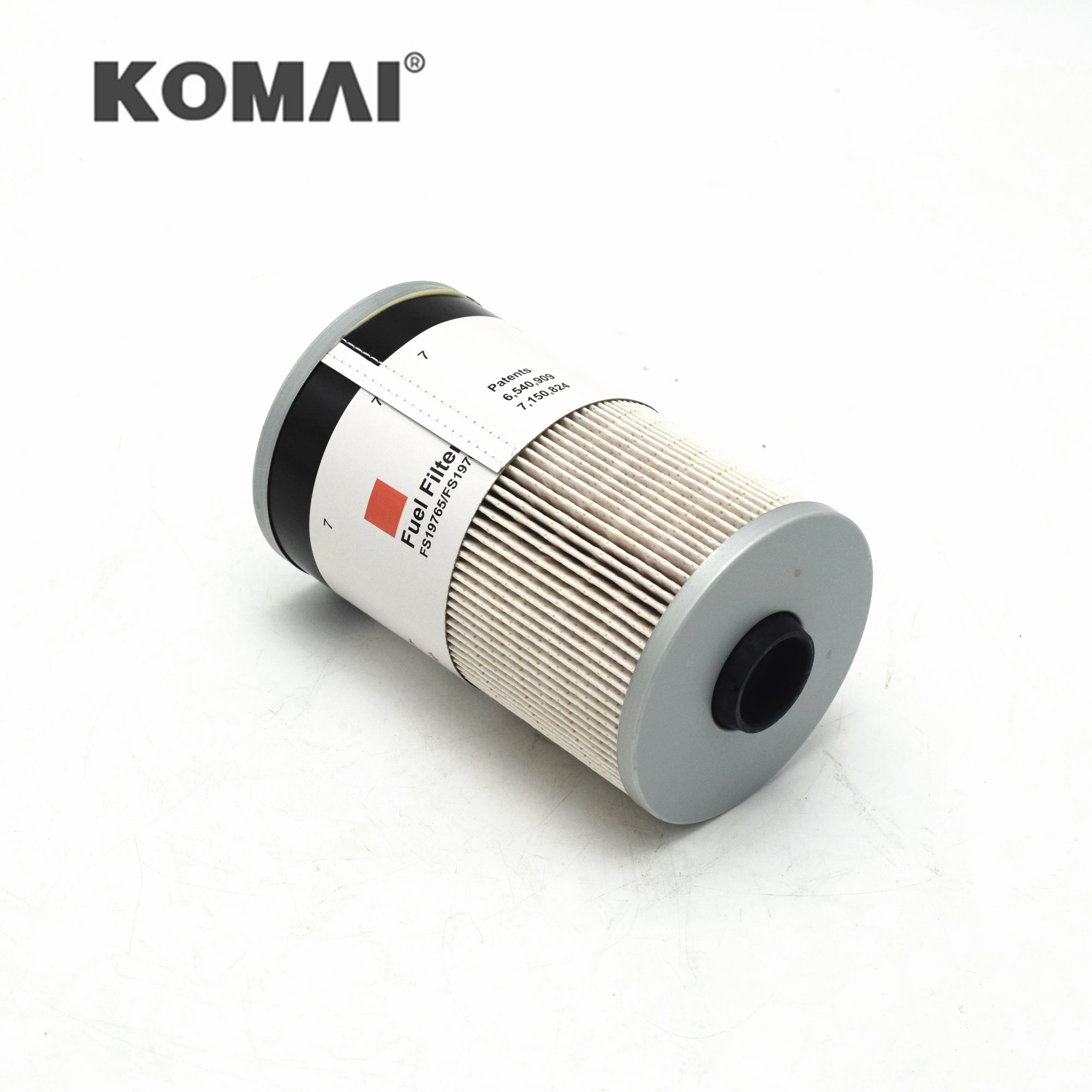 For Volvo Truck P550851 SN40623 RE37165 234242 E12981398 Paper Fuel Filter
