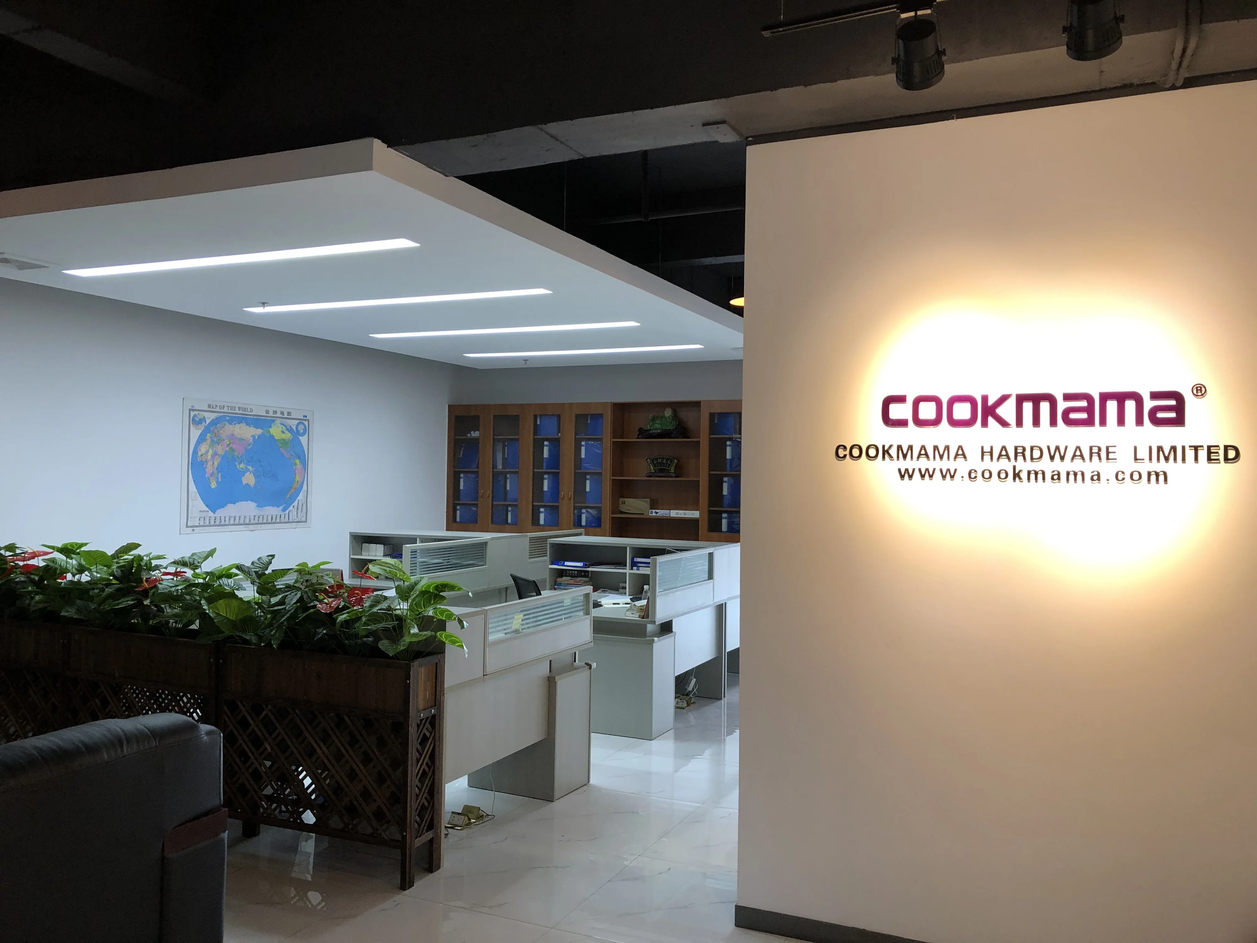 Yangjiang Cookmama Hardware Co., Limited. 1
