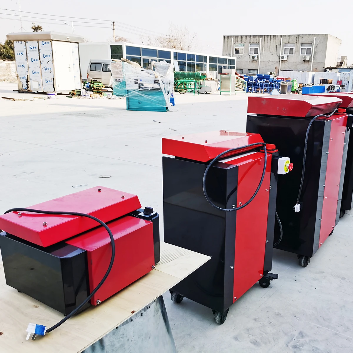 Cardboard Shredder Corrugated Paper Crinkle Cutter Carton Box Cutting Recycling Machine Honeycomb Cardboard Perforation Cutter