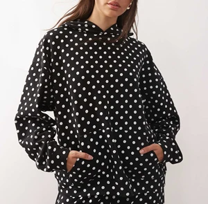 High Quality Custom logo Black Color Pullover with Kangaroo Pocket Over Sized Polka Dot Hoodie Casual Wear for Women