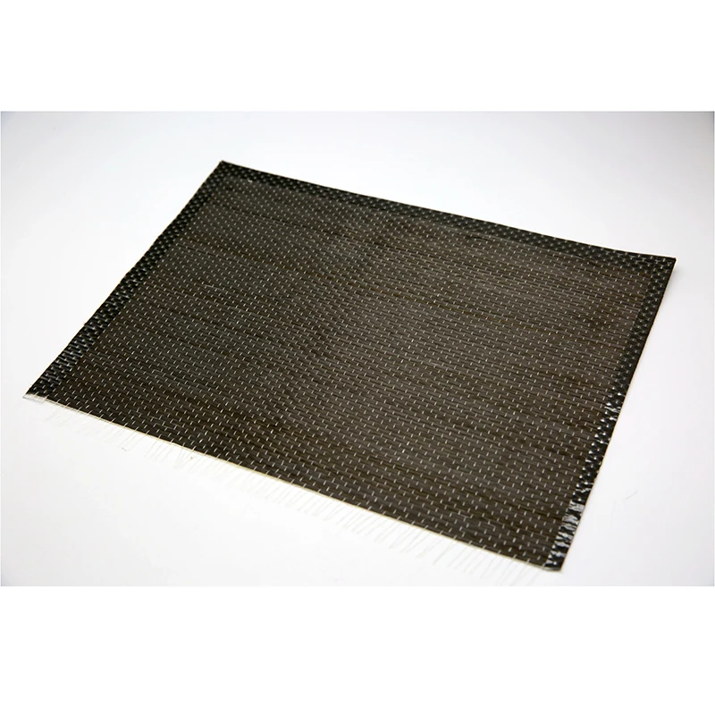 Kain hibrida aramid karbon padat