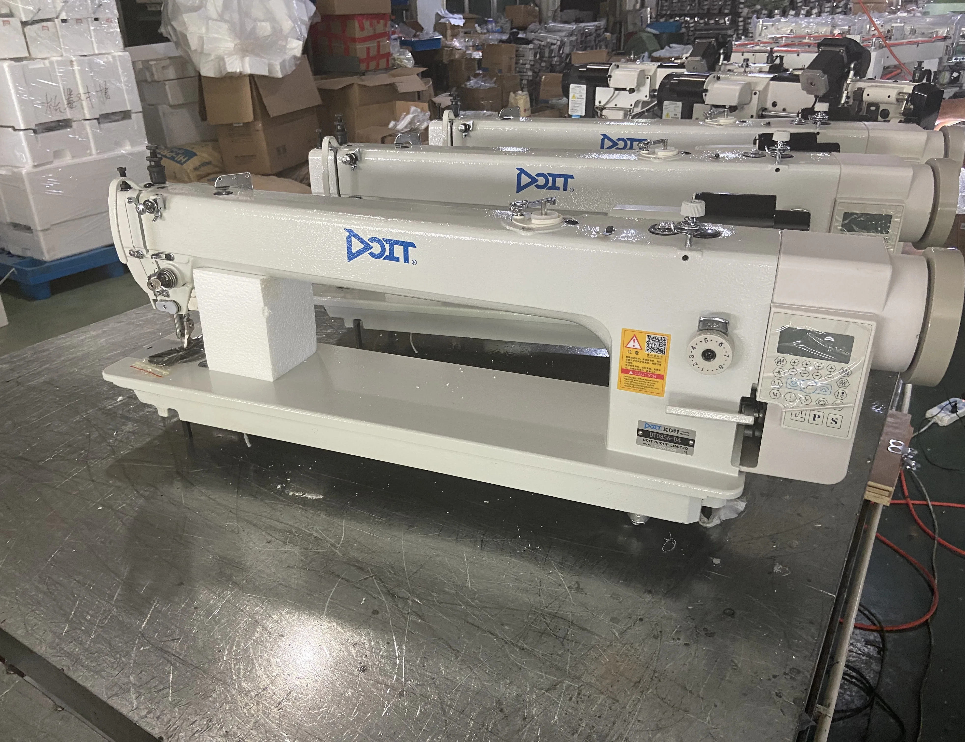 DT 0356-D4 Direct Drive Computerized Long Arm Lockstitch Sewing Machine Heavy Duty for Leather