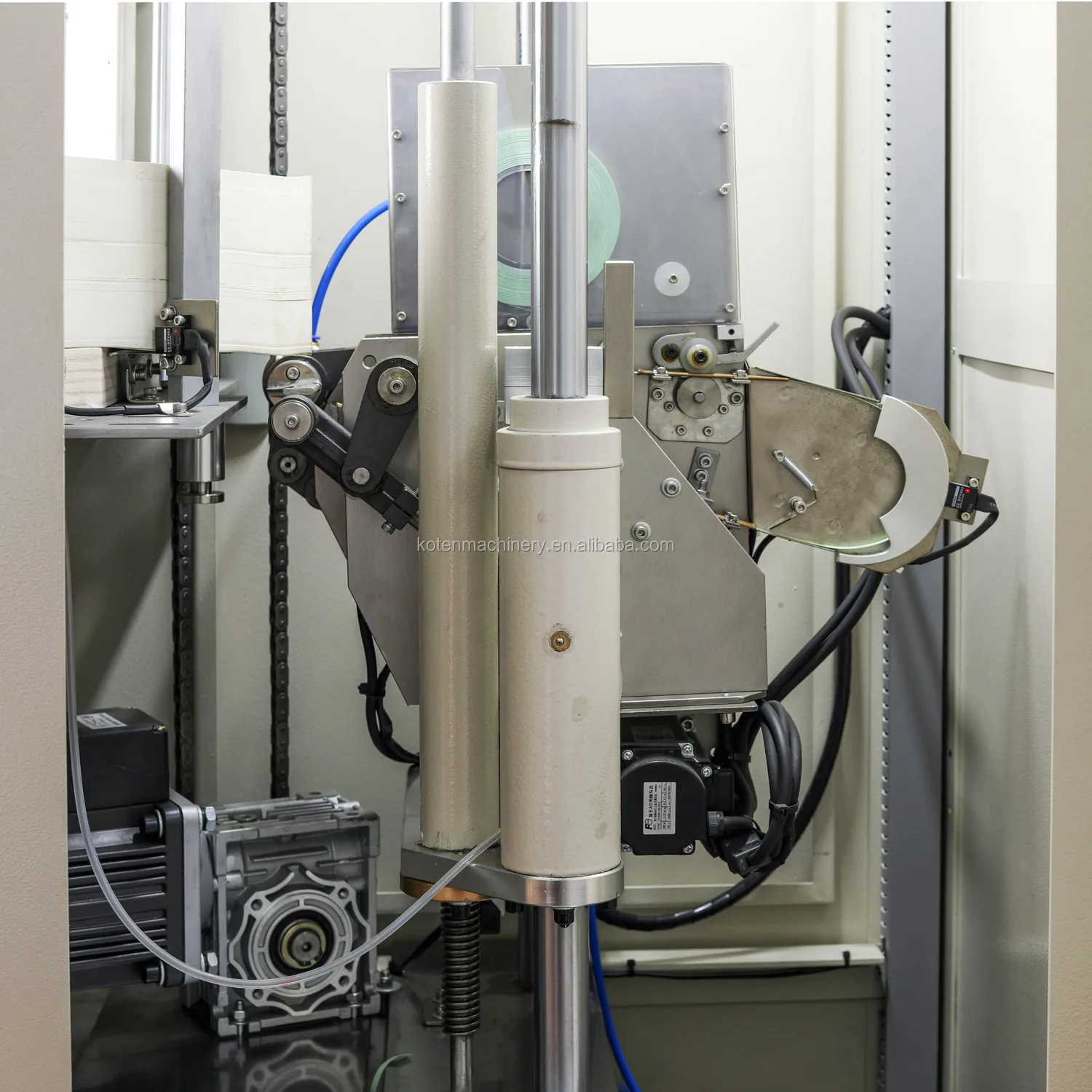 Offset Paper Counting Counter Machine
