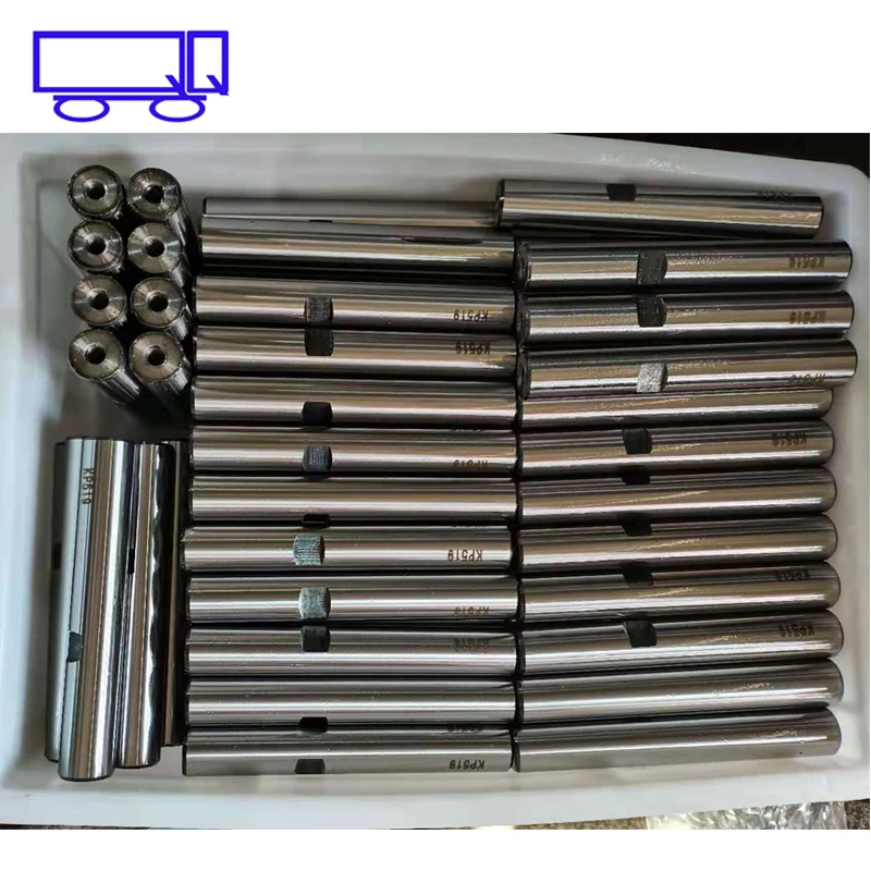 MC009257 MC031390 MK300383 spring pins FM515 4D32 truck 