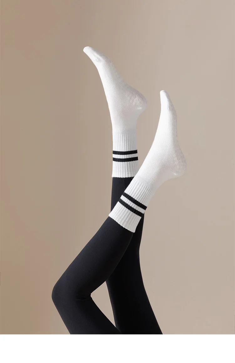 Seamless Custom Logo Grip Barre Trampoline Socks Ankle Pilates Non Slip