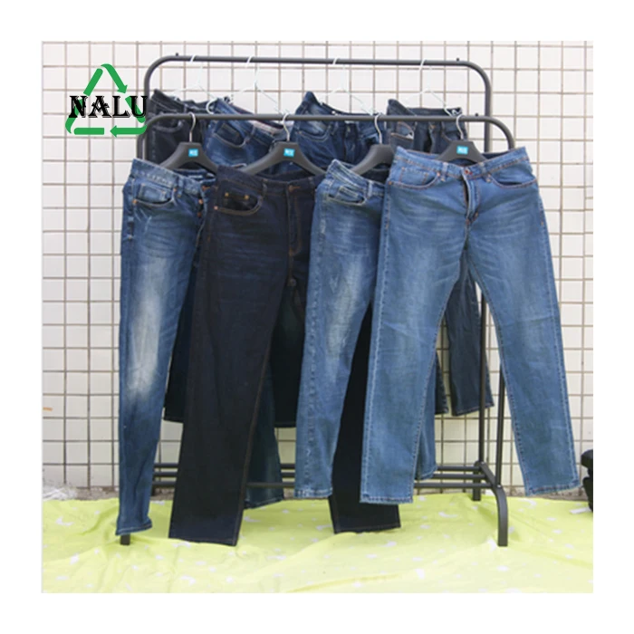 Vestidos De Segunda Mano,Ropa Usada,Precio Bajo Popular,Venta Al Por  Mayor,90% Limpio,Nuevo Precio Barato - Buy Ropa De Segunda Mano Ropa Intima  Ropa Profesional De Las Mujeres,Pacas De Mezcla De 100kg Por Paca