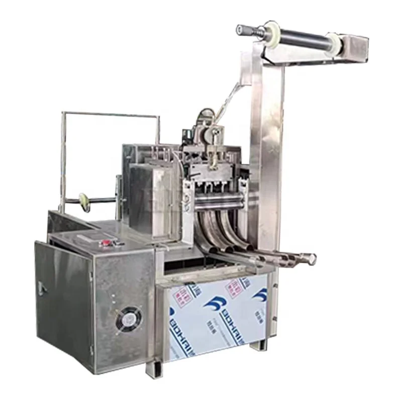 China Manufacture Cosmetic Cotton Pads Making Machine / Cotton Pad Making Machine