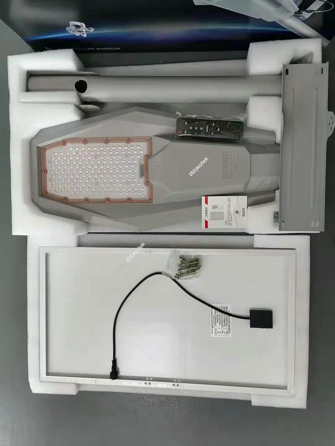 100W 200W 300W Chinese Factory Led Outdoor Lighting Solar Power Light Control