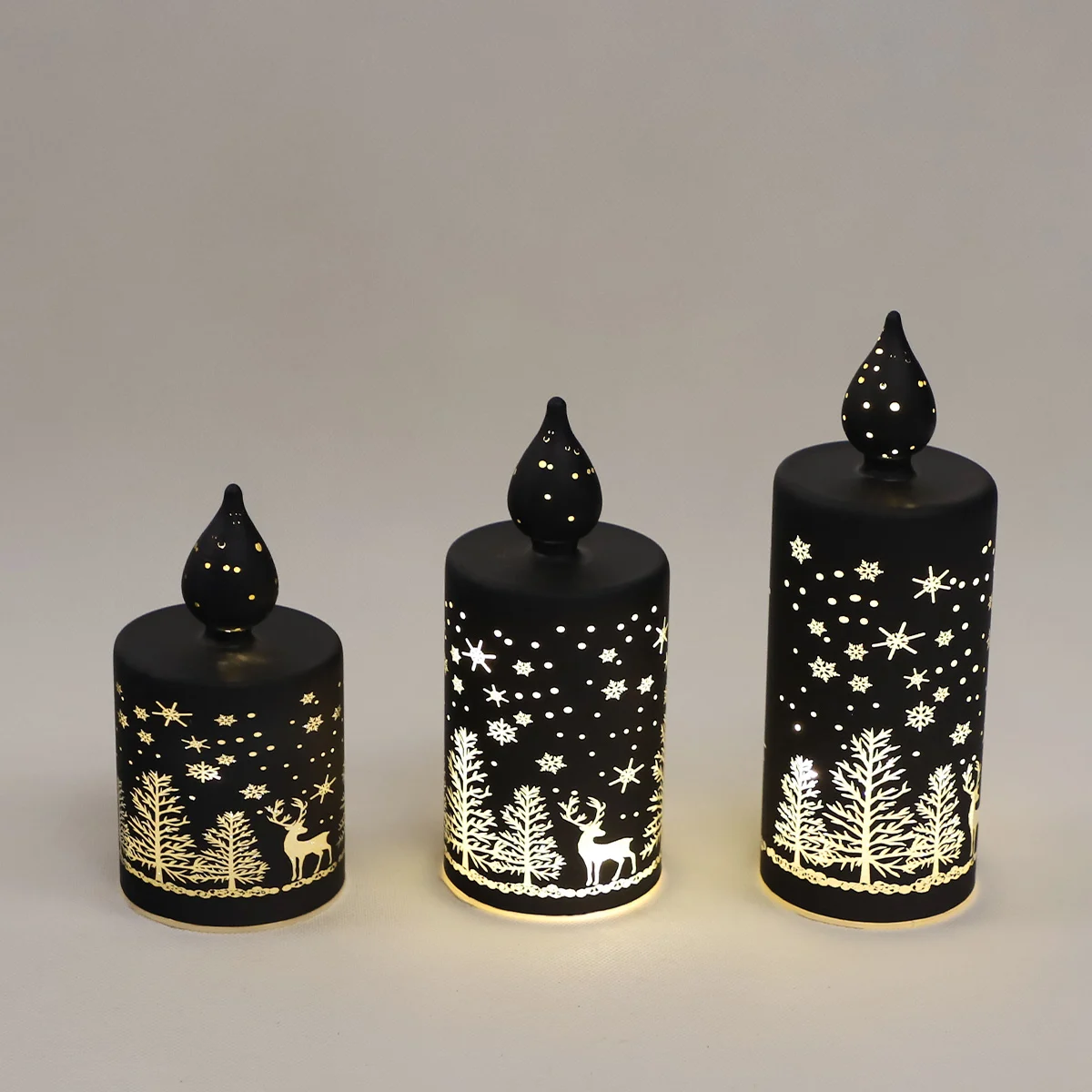 Festive Feeling LED Flameless Candles Made in Glass With Christmas Pattern and lights