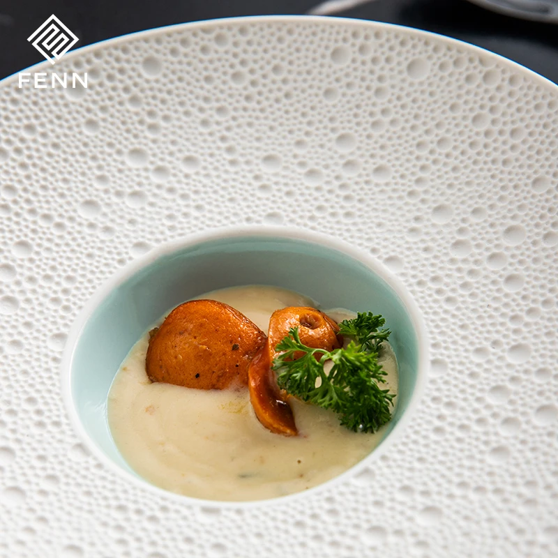 Modern Luxury Style Ceramic Soup Sauce Plate Lunar Surface Hat Shape Hotel Porcelain Pasta Plate For Restaurant