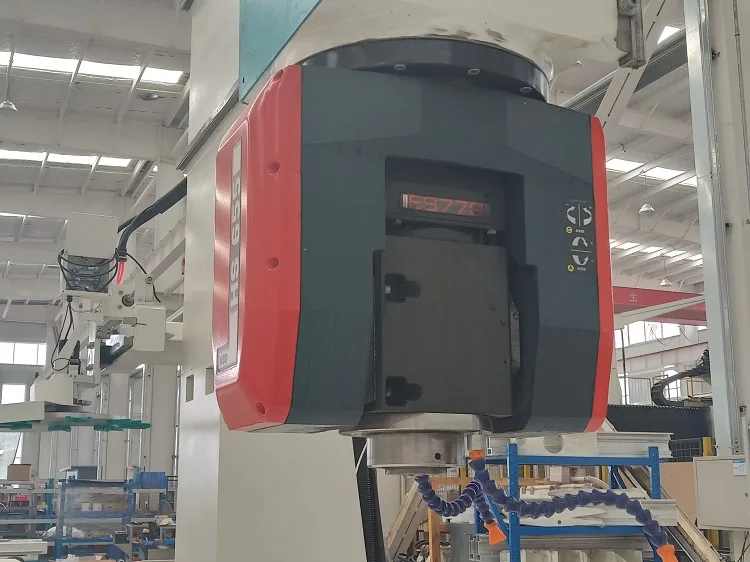 5 Axis HSD Spindle 3d Model Fiberglass Wood Foam Making CNC Center Machine