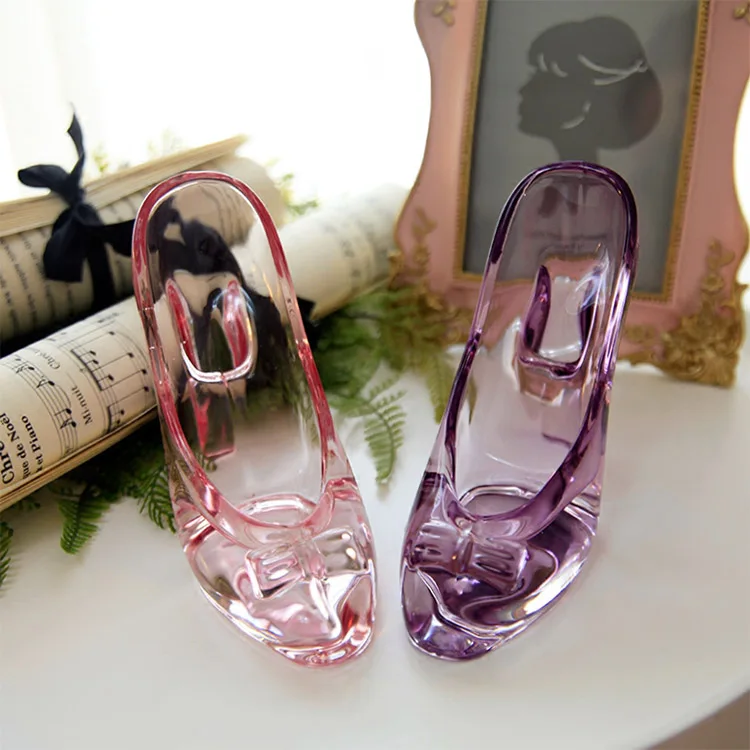 Buy Wholesale Cinderella Glass Slipper Shoes Gift High Heel Crystal Shoes  Figurine Craft For Wedding Souvenirs from Shenzhen Unitech Plastic Products  Co., Ltd., China