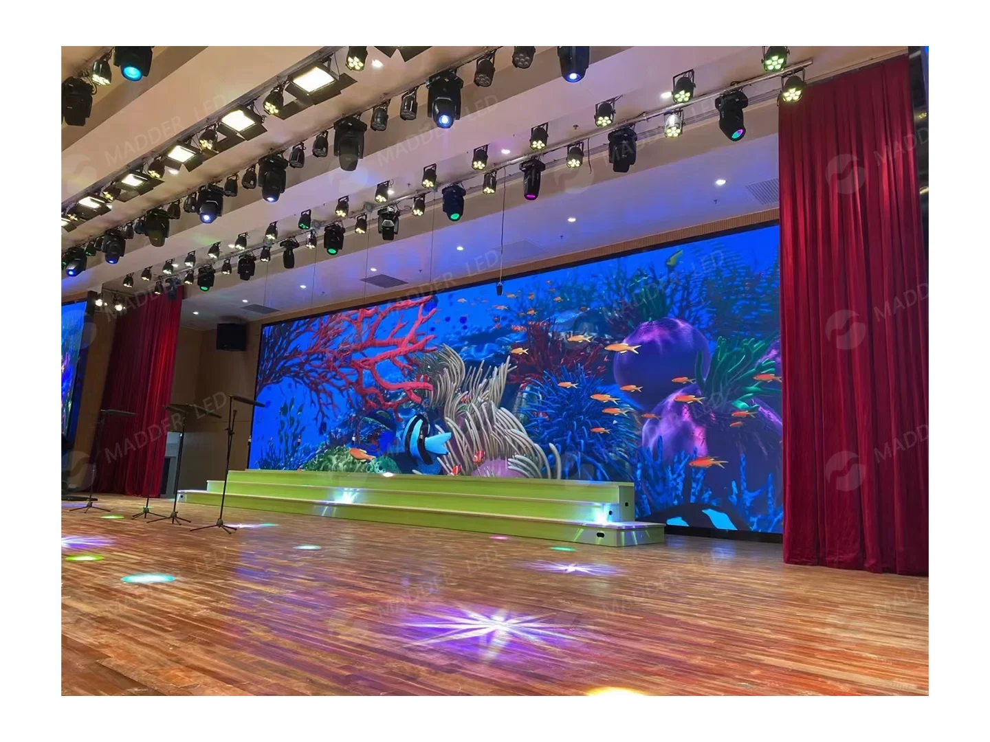 Өндөр тод байдал Түрээсийн LED Үзүүлэлт Сайн үнэ Бүтэн өнгө Гадаа Усны ...