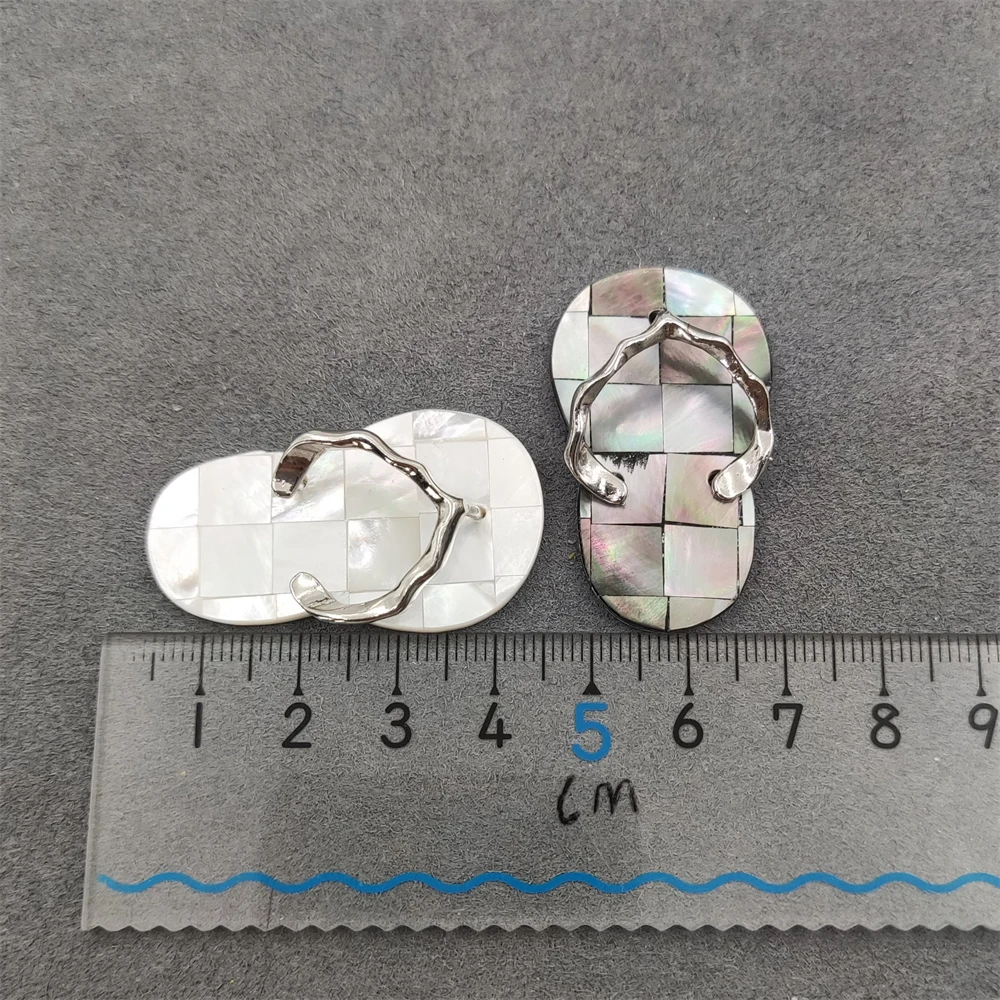 Boho Jewelry Flip Flops Black Shell Pendant Abalone Seashell White Gems Charms Silver Plated Slipper for Unisex Necklace Making