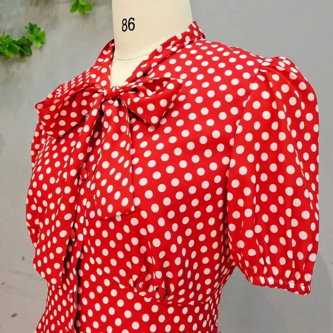 Custom Pattern Polka Dots Print Chiffon Fabric by Meters Dot Printed Fashion Chiffon Fabric for Dress