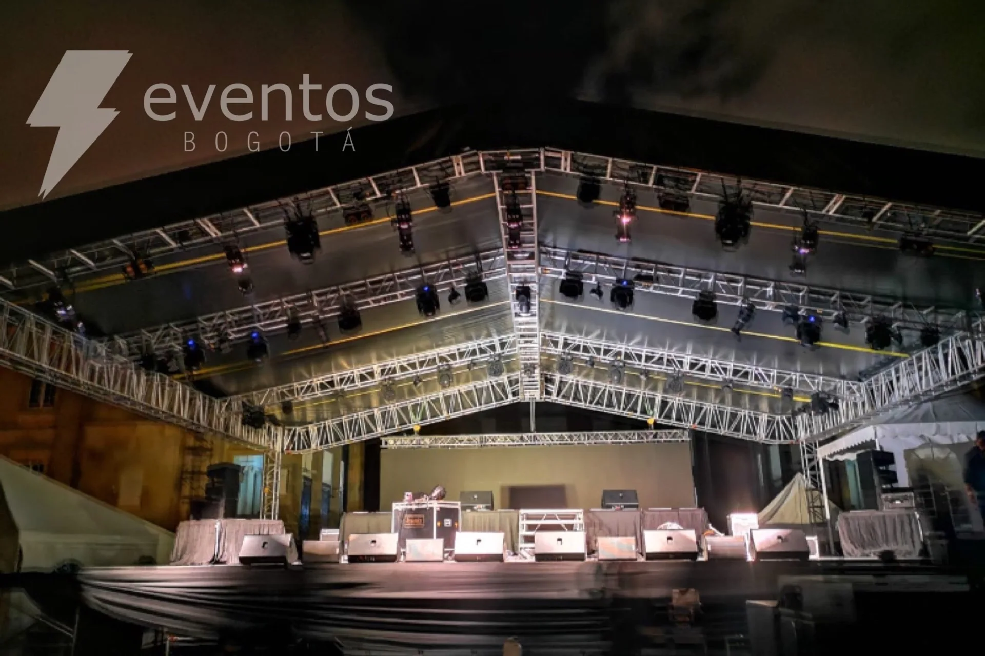 Stage Truss Platform Roof System Aluminum Truss Display With Roof Concert Outdoor Music Events Rental