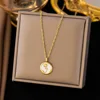 Collana con fiore di rosa smaltato bianco h180 in oro