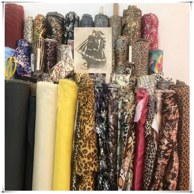Factory Direct Sales Satin Print Fabric Animal Floral for Dress Luggage Scarf Custom Printed Satin Fabric