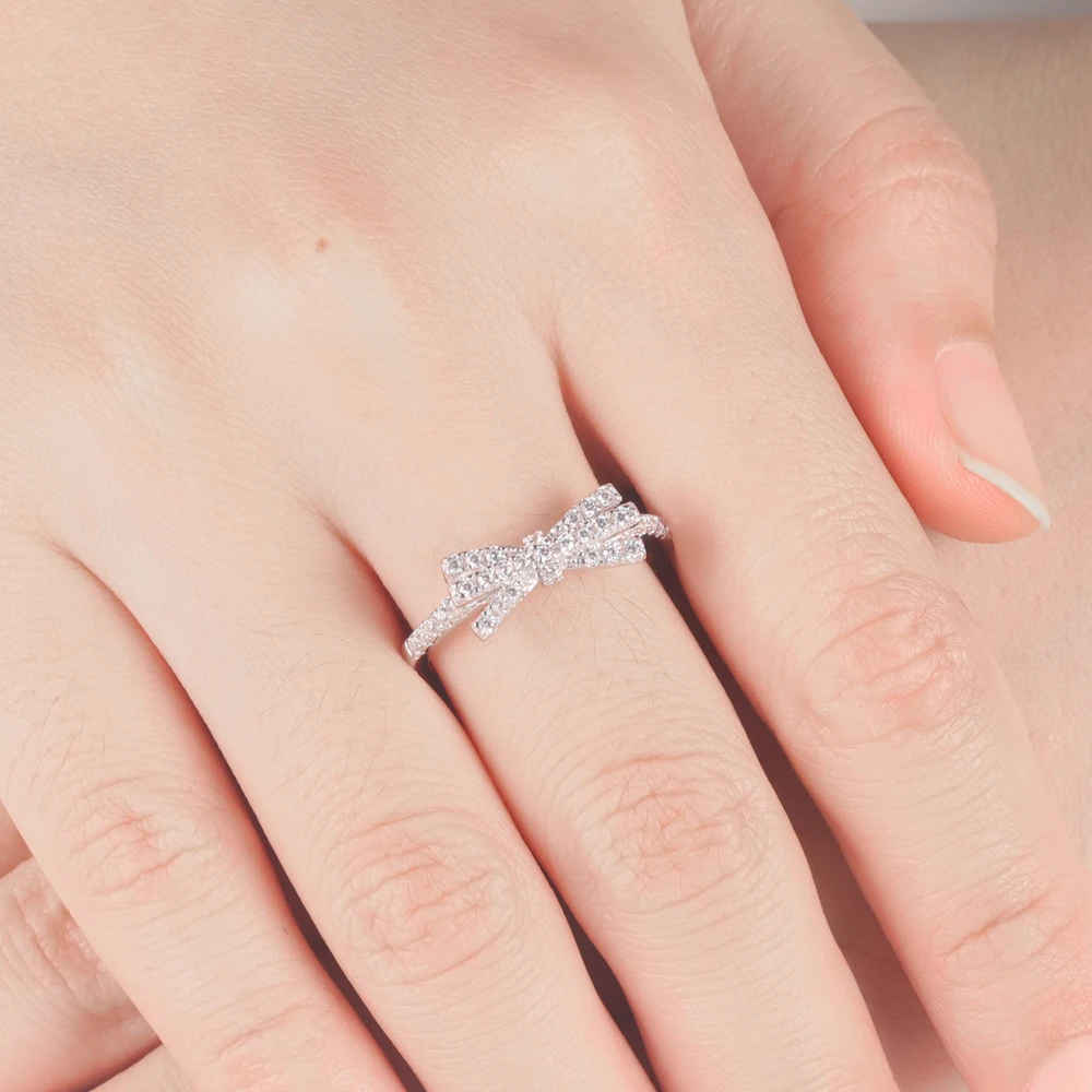 Lindo diseño 925 plata esterlina con anillo de plata de compromiso