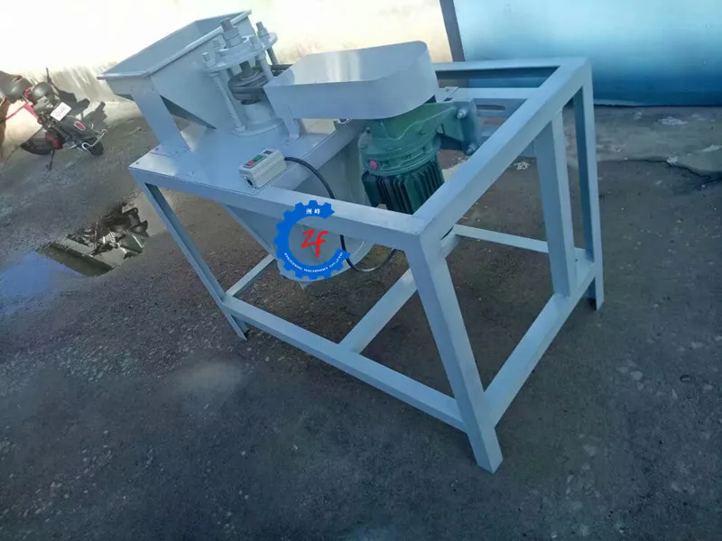 High Quality Walnut Kernel Peeling Machine Pecan Nut Cracker Walnut Cracking Machine