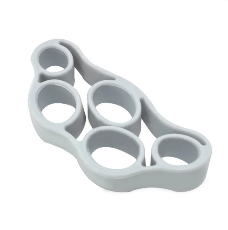 Finger trainer (10)