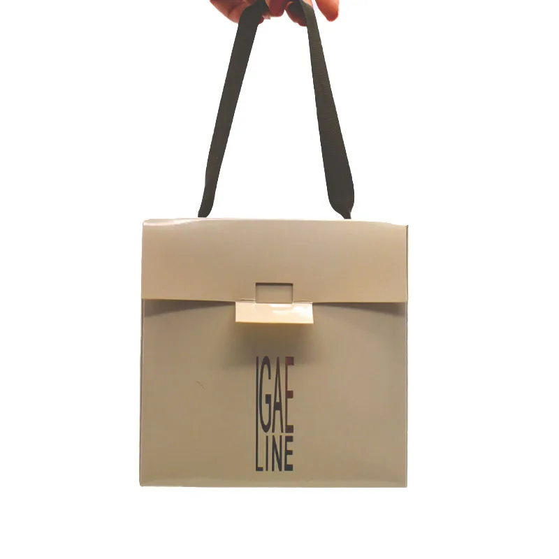 OEM/ODM Custom LOGO Printing Paper Rigid Foldable Handle Customizable Shape Size Fashionable Handbag factory