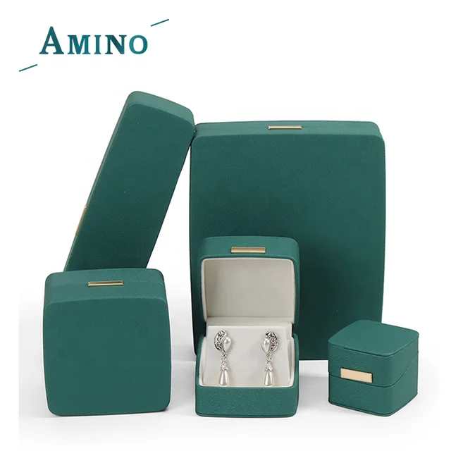 Amino Fashion Dark Green PU leather jewelry Clamshell ring earring  Pearl necklace Jade bracelet Jewelry gift box