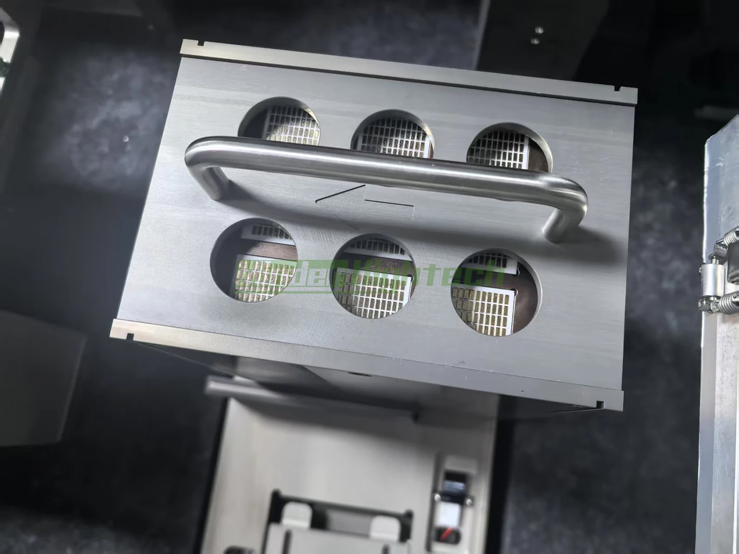 Termoelektrisk kylare (TEC), automatisk die-bonder