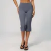 pantaloni capri grigi