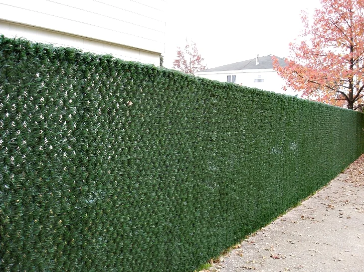Wholesale Hot-Selling High-Quality Artificial Grass Chain Link Netting / Privacy Garden Architectural FenceDecorative Grassfence