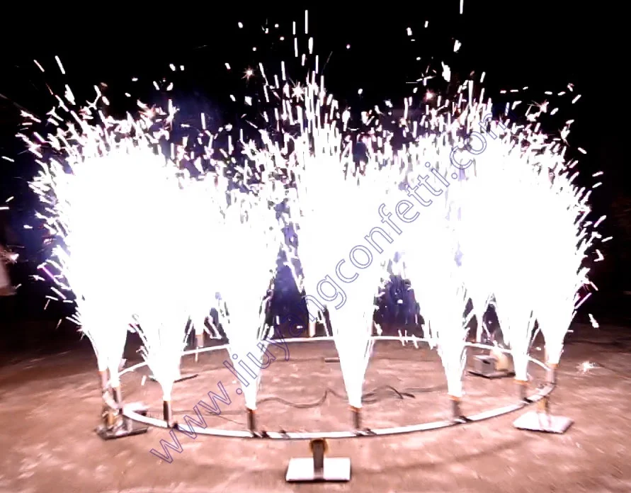 リモコン360度回転パイロ屋内冷たい花火発射システム結婚式の