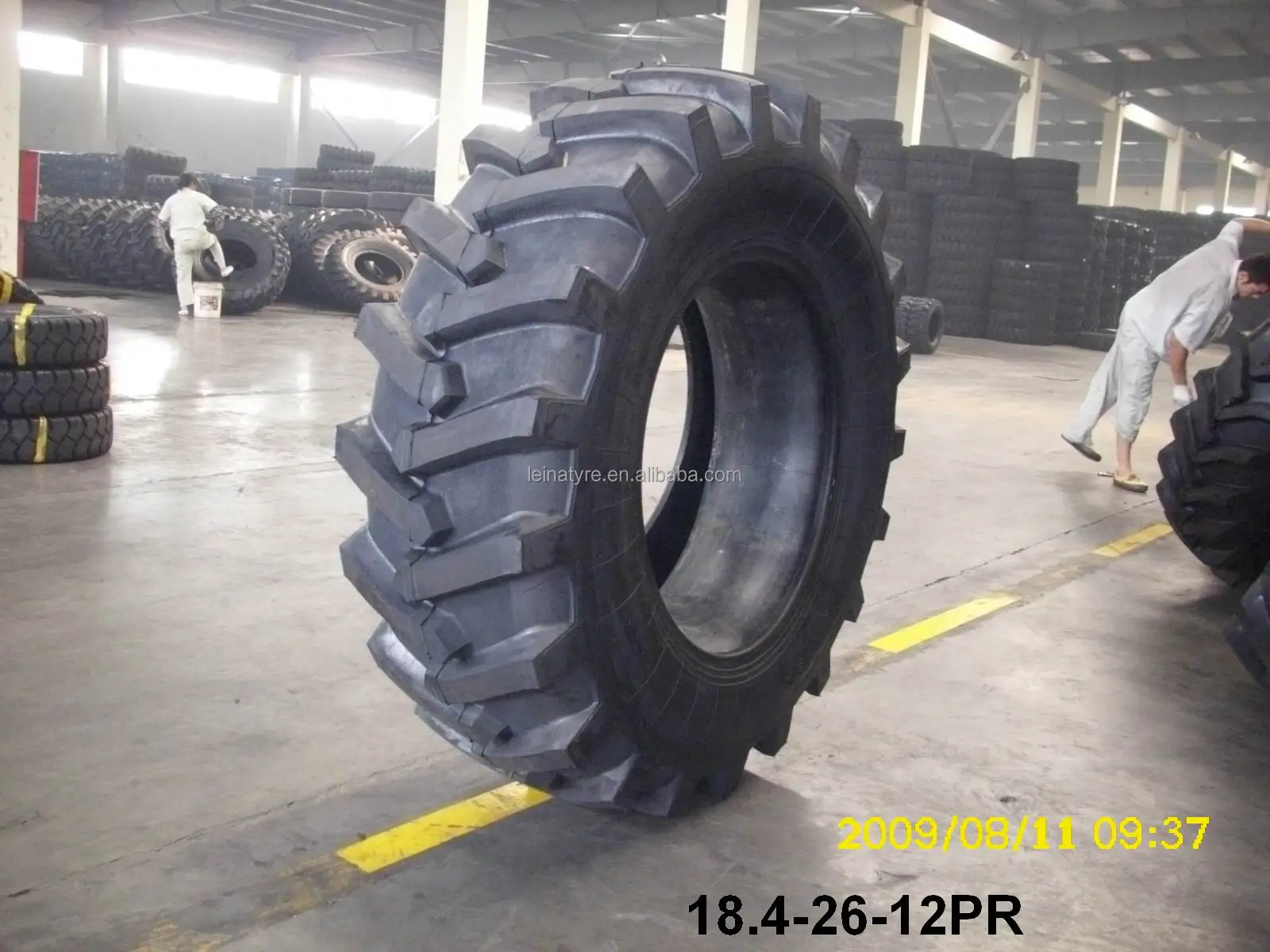 農業用ラジアルタイヤ 12.4R28 320/85R28 R-1 パターン 新品