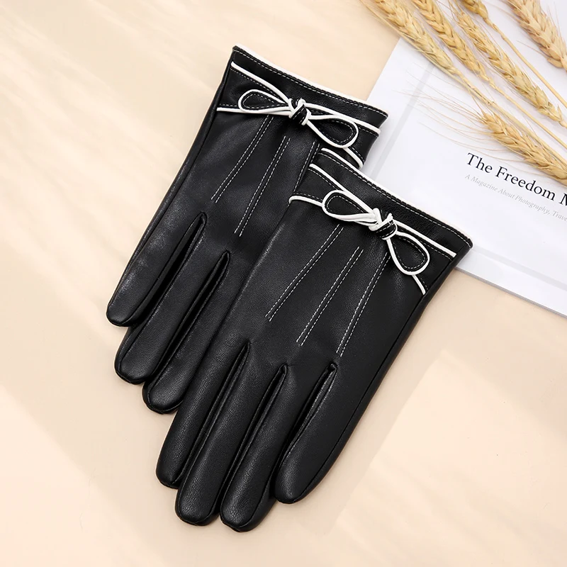 Wholesale Thermal Sheepskin Gloves Touch Screen Warm