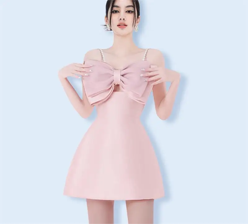 white christmas dresses Le Palais Vintage Elegant Retro Long Sleeves Midi Black Cocktail Dress-Aurora Xs / Dress