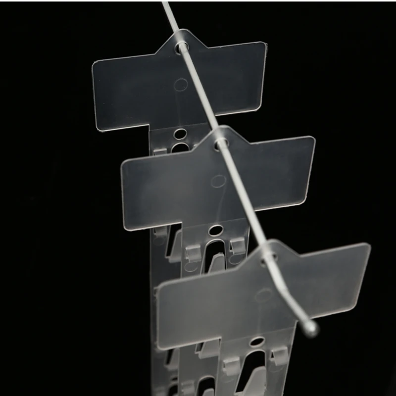 Merchandise Display Injection Retail Hanging Plastic Clips Strips