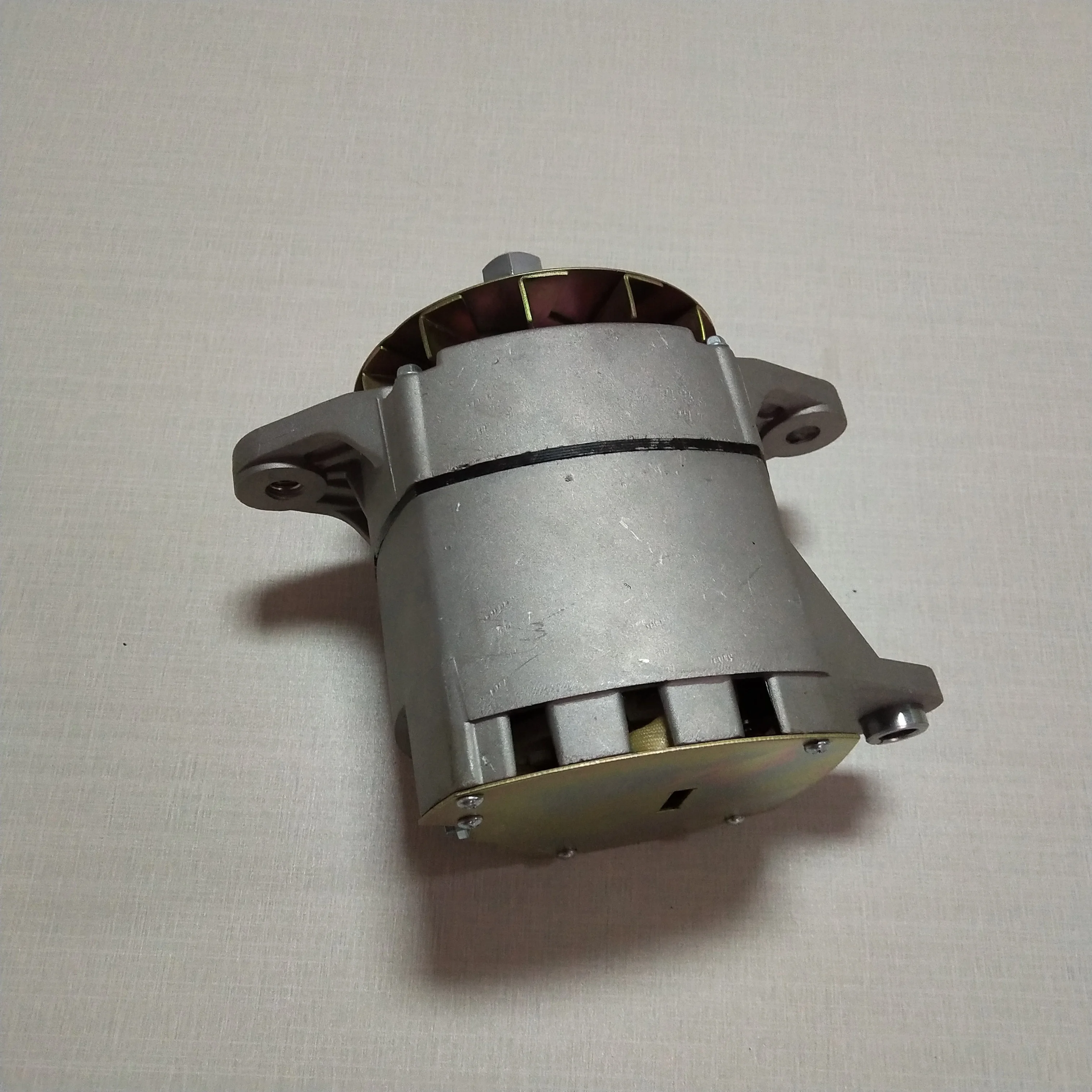 New diesel Engine Alternator Generator V28 12V 60A Generator Alternator 3016628