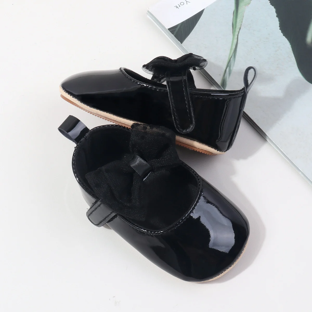 Newborn Infant Shoes Mesh Bow Decorated Soft TPR Soles Anti-slip Outdoor Baby New Design Princess Girl Shoes for 0-15 Months details