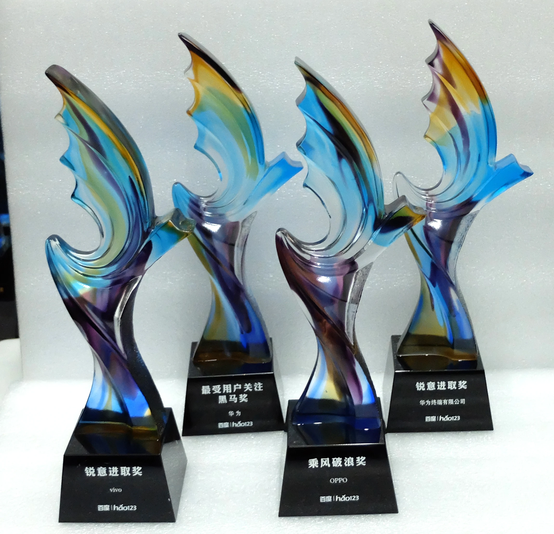 Small Bridge Newest Promotions JB-1044 Judo Free Boxing Taekwondo Liuli Crystal Trophies & Medals Award Souvenir Plaques supplier