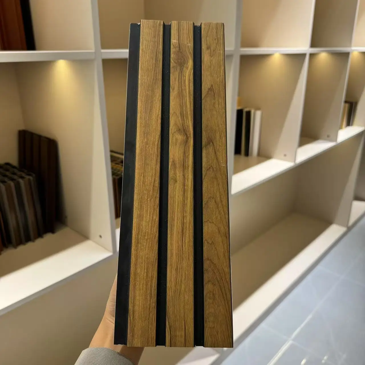 High Quality Easy Installation Modern Design Decorative PS Fluted Wall Panel
